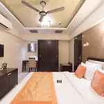 Oyo Premium Kanjurmarg Bhandup West