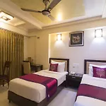Oyo Premium Kanjurmarg Bhandup West