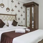 Executive Anmol - Service Apartment