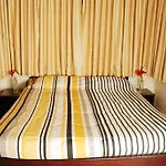 Aura Executive Homes - Juhu