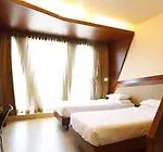 Dragonfly Hotel