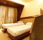 Dragonfly Hotel *