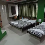 Hotel Crescent