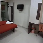 Hotel Crescent 2*