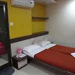 Crescent 2* Mumbai