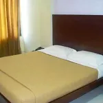 Fabhotel Kamran Residency - Nr Lbs Marg