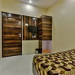 Garden Park Hotel *