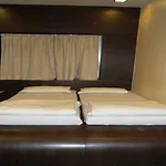 Victoria Hotel