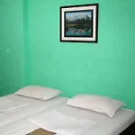 Ace Residency Hotel 2*