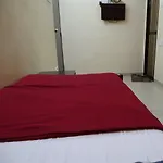 Decent 2* Mumbai