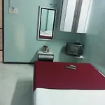 New Metro Guest house 2*