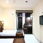 Hotel Fabhotel On Time Andheri East