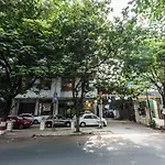 Dhiraj Hotel 3*