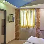 Hotel Crescent 2*