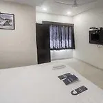 Fabhotel Midaas Comforts 3* Mumbai