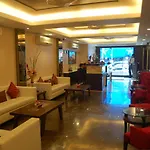Hotel Haredia 3*