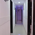 Hotel Airways Residency 3*