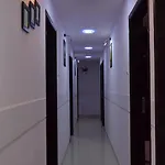 Hotel Airways Residency 3*