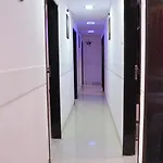 Hotel Airways Residency 3*