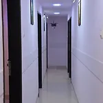 Hotel Airways Residency 3*
