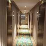Hotel Peninsula Redpine
