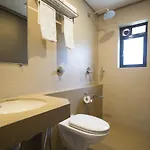 Hotel Oyo Townhouse 16 International Airport Mumbai