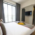 Hotel Oyo Townhouse 16 International Airport Mumbai