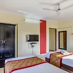 Siesta Prithvi Emperor Guest house *