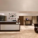 Hotel Leafio Marigold-Near Airport