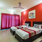 Oyo Flagship 389 Maitri Park Chembur Hotel