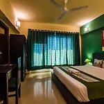 Oyo Flagship 389 Maitri Park Chembur 2*