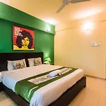 Oyo Flagship 389 Maitri Park Chembur
