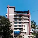 Oyo Flagship 389 Maitri Park Chembur
