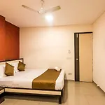 Minerva Residency Hotel *