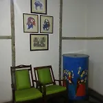 Vasantashram Cst Mumbai, Free Wifi With 1940s Retro Vibe Hostel Mumbai