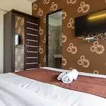 Executive Lotus - Service Apartment