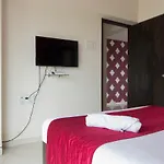 Executive Lotus - Service Apartment