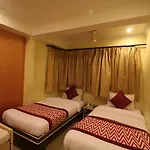 Palace 2* Mumbai