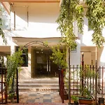 Oyo 633 Ontime Luxurious Apartment