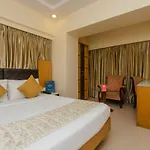 Hotel Grace Residency 3*