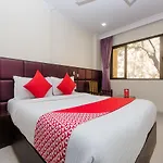 Hotel Fabhotel On Time Andheri East