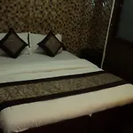 Benazeer 2* Mumbai