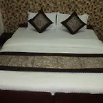 Hotel Benazeer