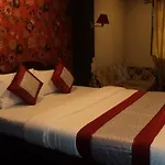 Hotel Benazeer