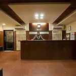 Rajhans Hotel
