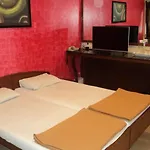 Benazeer Hotel