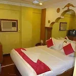 Hotel Fabhotel On Time Andheri East Mumbai