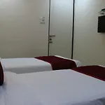 Room Maangta 113 @ Andheri East