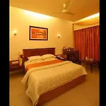 Dhiraj Hotel