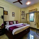 Oyo Apartments Juhu Near Iskcon